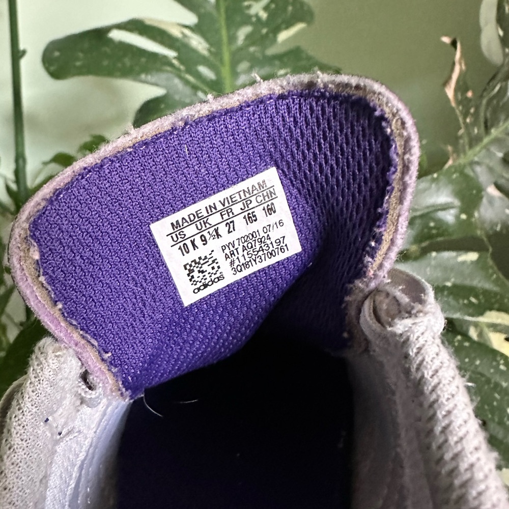 adidas Kids Purple and White Leather Sneakers with Gold Trefoil - Picture 6 of 7
